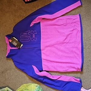 UNDER  ARMOUR NWT BIG GIRLS  COLDGEAR  JACKET SIZE  LARGE